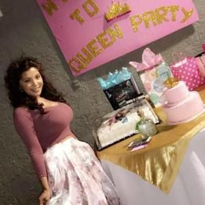 Meet your Posher, Grecia